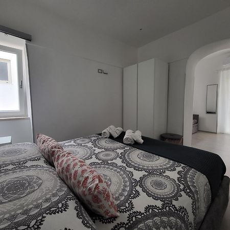 B&B Tra Le Vie Del Borgo Vieste Kamer foto