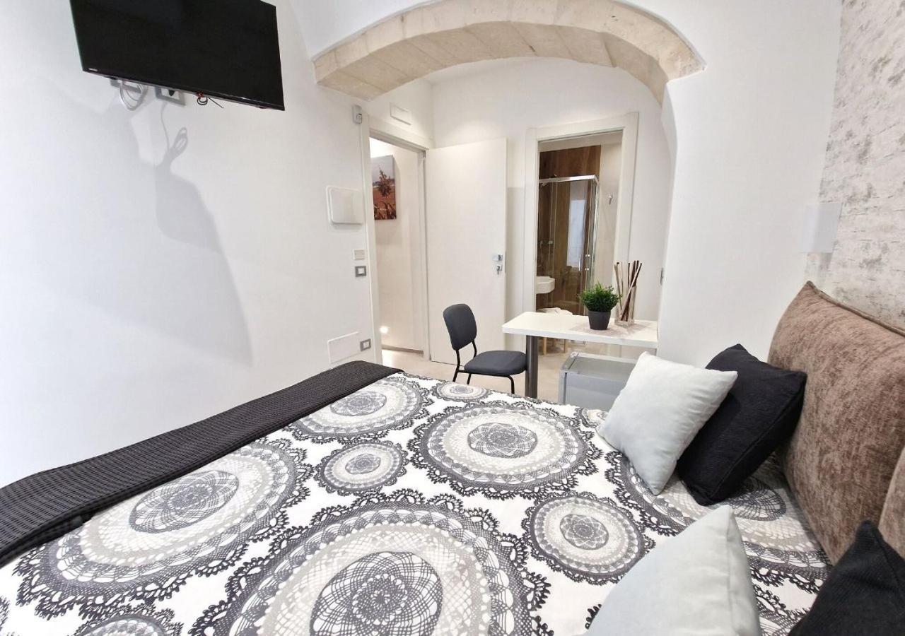 B&B Tra Le Vie Del Borgo Vieste Buitenkant foto