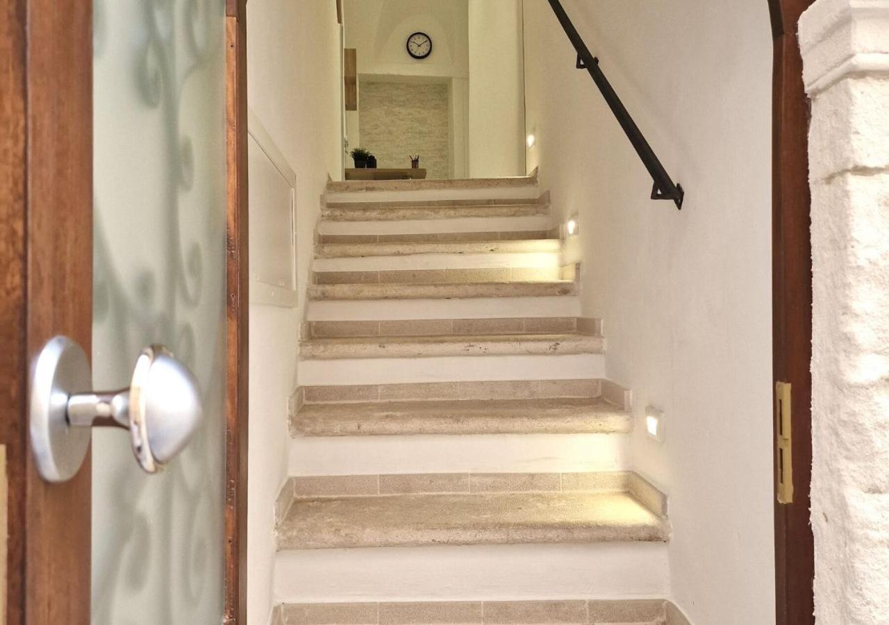 B&B Tra Le Vie Del Borgo Vieste Buitenkant foto