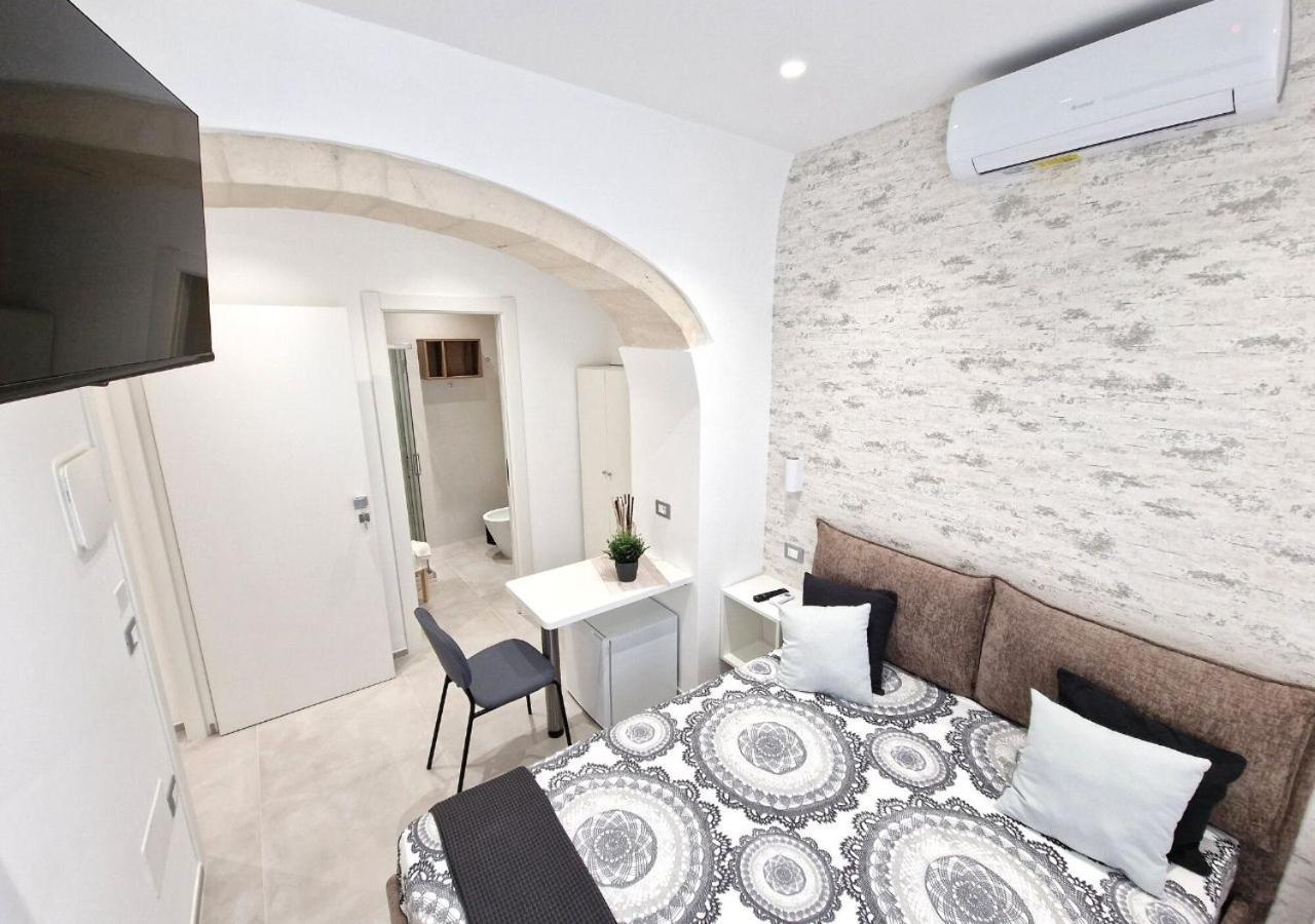 B&B Tra Le Vie Del Borgo Vieste Buitenkant foto