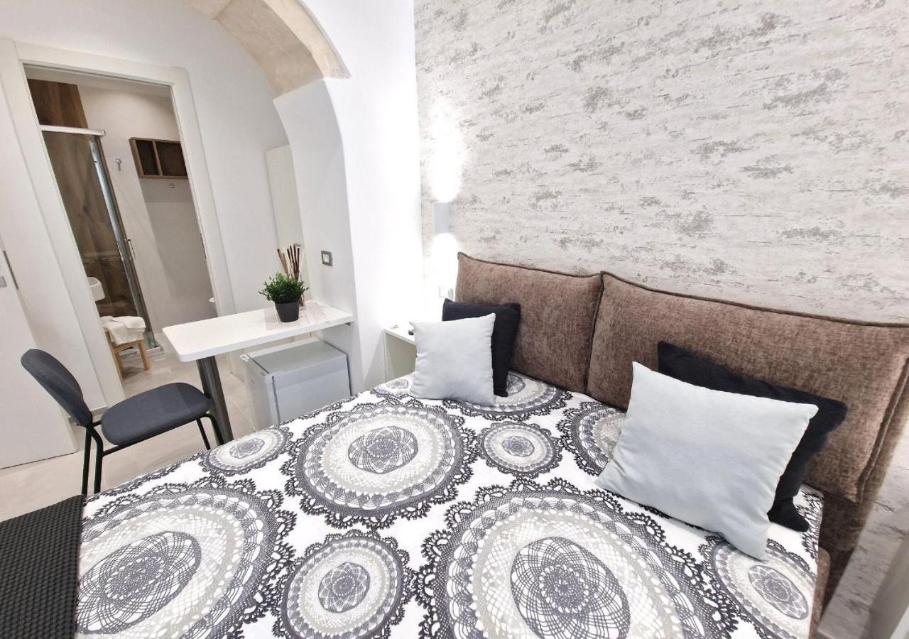 B&B Tra Le Vie Del Borgo Vieste Buitenkant foto