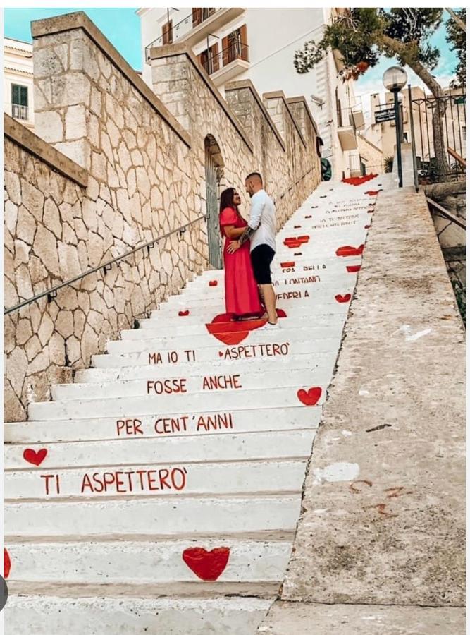 B&B Tra Le Vie Del Borgo Vieste Buitenkant foto