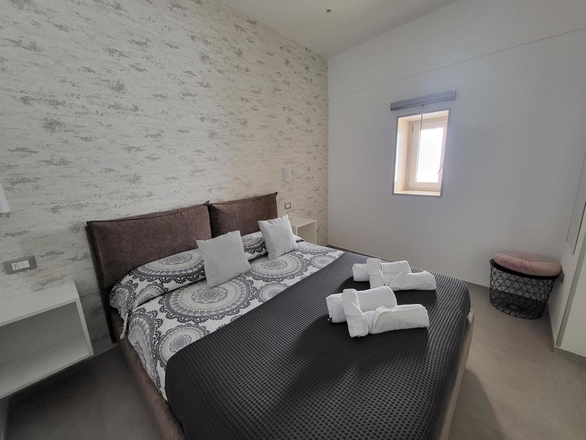 B&B Tra Le Vie Del Borgo Vieste Buitenkant foto